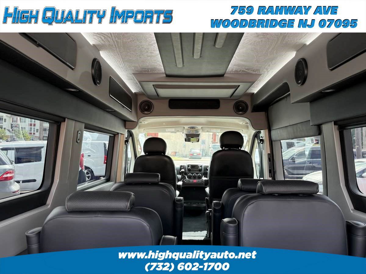 Used 2021 RAM ProMaster 2500 w/ Premium Appearance Group FWD image 18