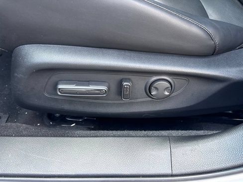 Used 2023 Honda Accord EX-L image 16