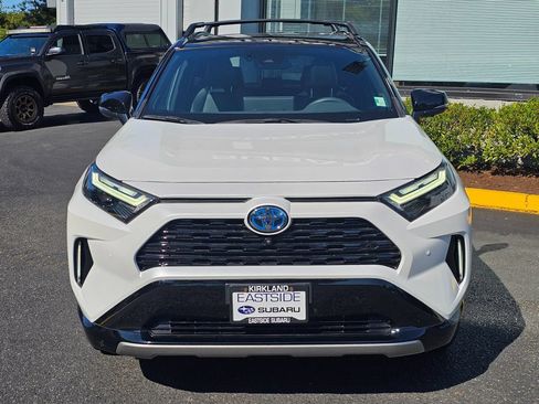 Used 2023 Toyota RAV4 XSE AWD/4WD image 2