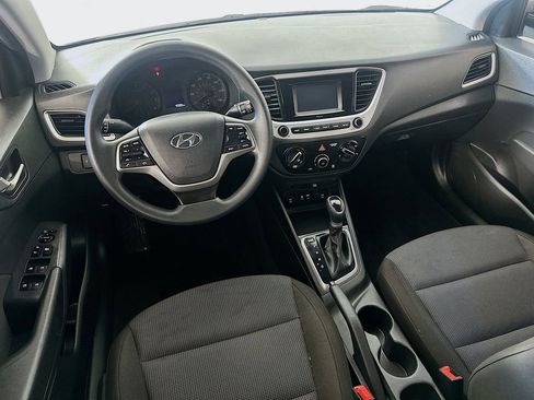 Used 2022 Hyundai Accent SE FWD image 26