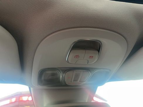 Used 2014 FIAT 500L Lounge image 22