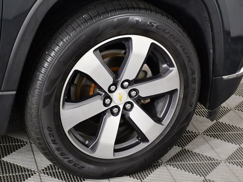 Used 2019 Chevrolet Traverse LT w/ LT Premium Package FWD image 53