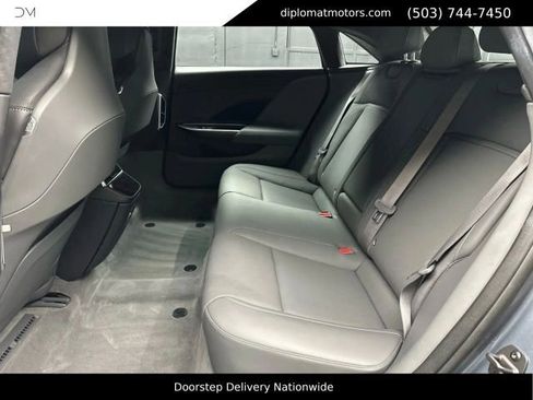Used 2024 Lucid Air Touring AWD/4WD image 21