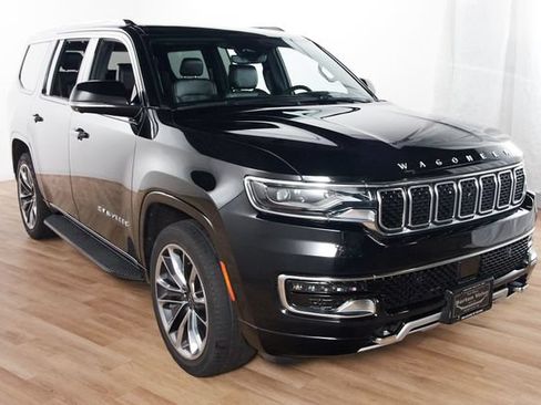 Used 2024 Jeep Wagoneer Series II w/ Convenience Group I AWD/4WD image 3
