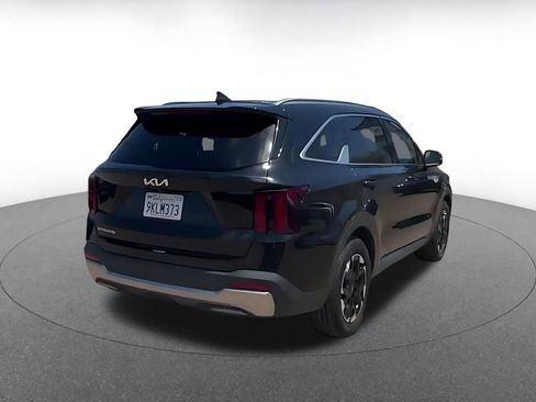 Used 2024 Kia Sorento S FWD image 15