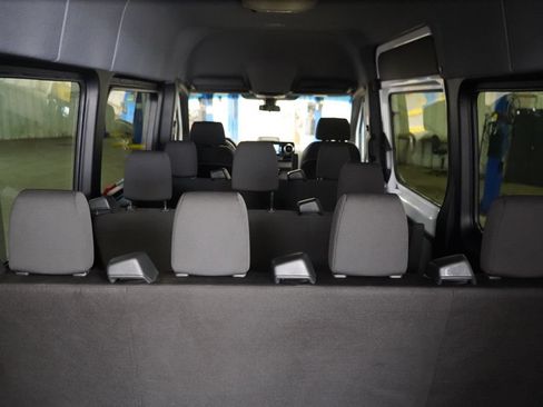 Used 2025 Mercedes-Benz Sprinter 2500 image 29