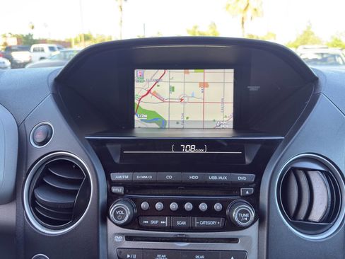 Used 2015 Honda Pilot Touring image 26