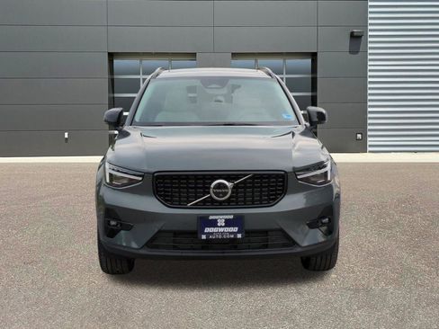New 2026 Volvo XC40 B5 Ultra w/ Climate Package AWD/4WD image 2