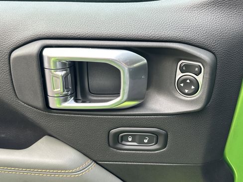 New 2026 Jeep Gladiator Mojave image 12