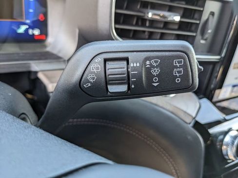 Certified 2023 Ford Explorer Platinum w/ Technology Package image 30