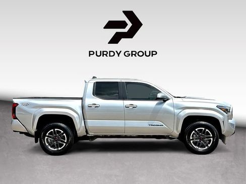 Used 2024 Toyota Tacoma TRD Sport RWD image 9