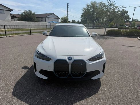 Used 2023 BMW i4 eDrive35 RWD image 3