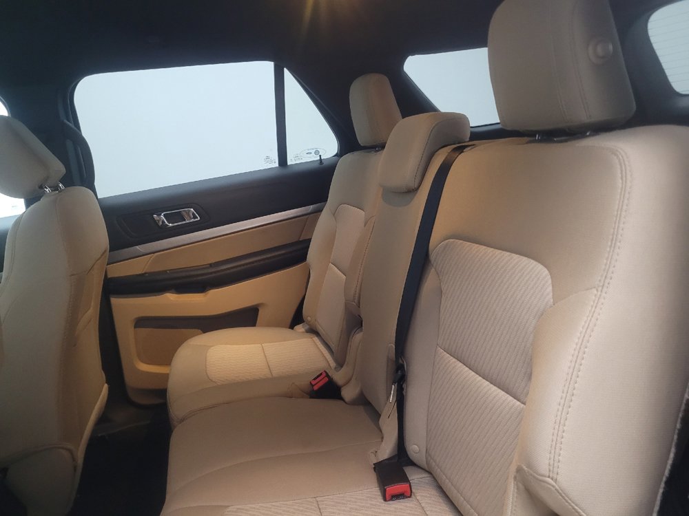 Used 2017 Ford Explorer 4WD image 18