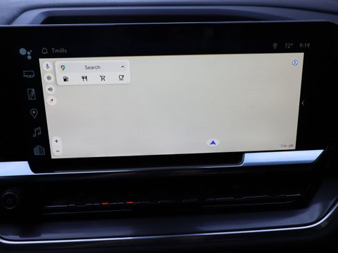 Used 2024 Chevrolet Silverado 1500 High Country w/ High Country Premium Package AWD/4WD image 28