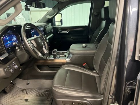 Certified 2023 Chevrolet Silverado 1500 RST image 13