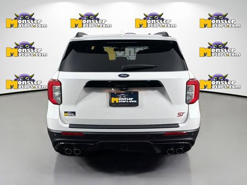 Used 2024 Ford Explorer ST w/ Technology Package AWD/4WD image 6