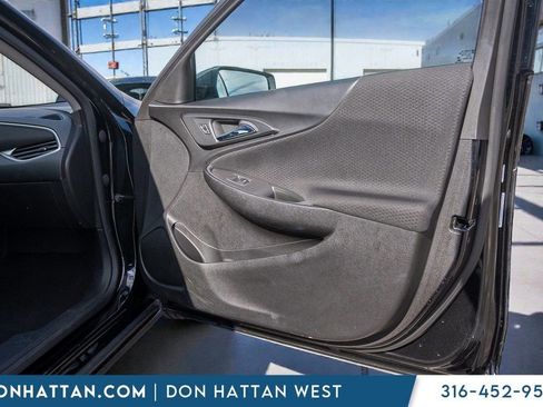 Used 2024 Chevrolet Malibu LT image 23