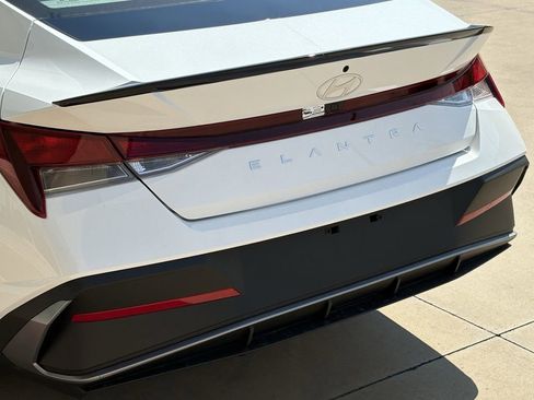 New 2025 Hyundai Elantra Sport image 6