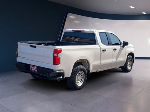 Used 2019 Chevrolet Silverado 1500 W/T RWD image 5