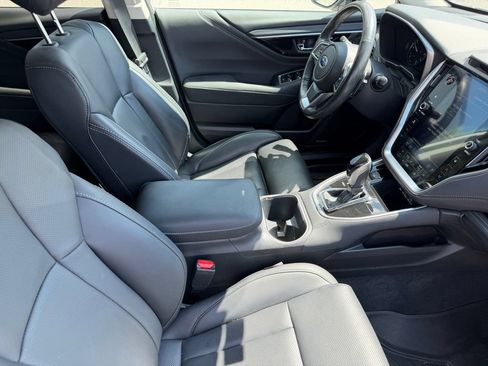 Used 2024 Subaru Outback Limited AWD/4WD image 15