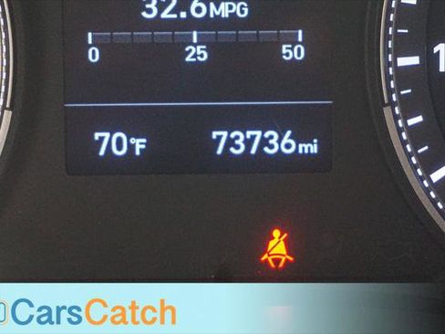 Used 2021 Hyundai Venue SE FWD image 28