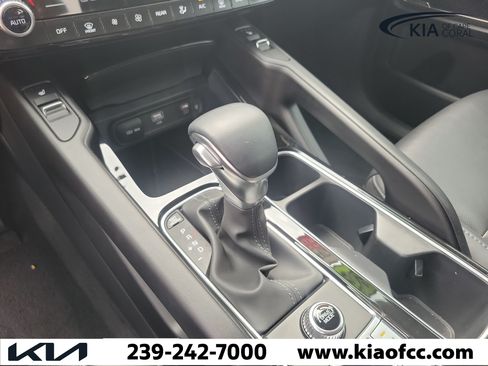 Certified 2025 Kia Telluride S FWD image 33