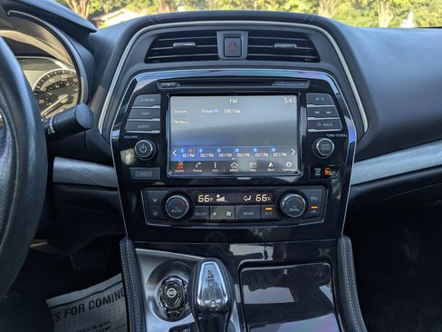 Used 2018 Nissan Maxima 3.5 SL FWD image 27