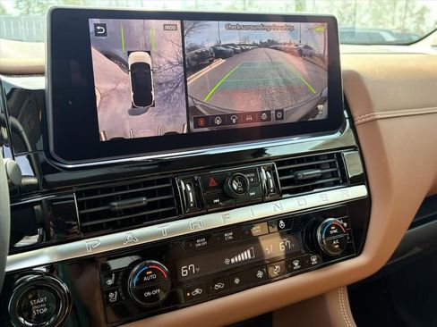 New 2026 Nissan Pathfinder Platinum image 10