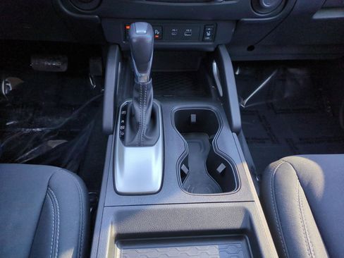 Used 2023 Nissan Frontier SV w/ Technology Package image 13