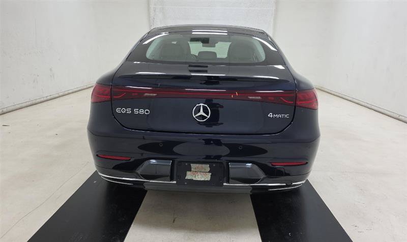 Used 2022 Mercedes-Benz EQS 580 4MATIC Sedan image 5