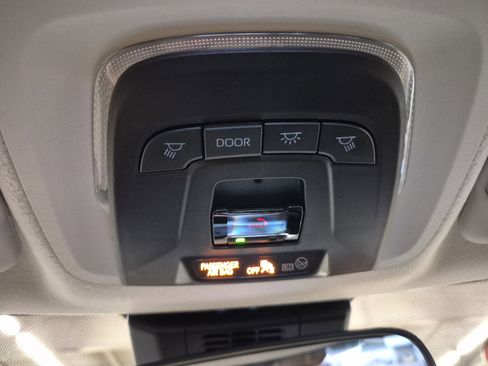 Used 2026 Toyota Corolla LE FWD image 36