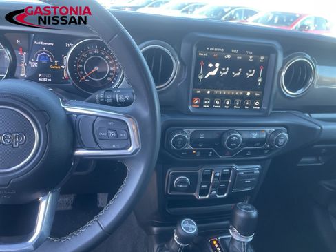 Used 2023 Jeep Wrangler Sahara image 46