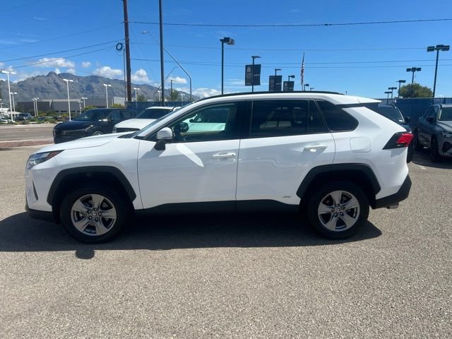 Used 2025 Toyota RAV4 XLE AWD/4WD image 6