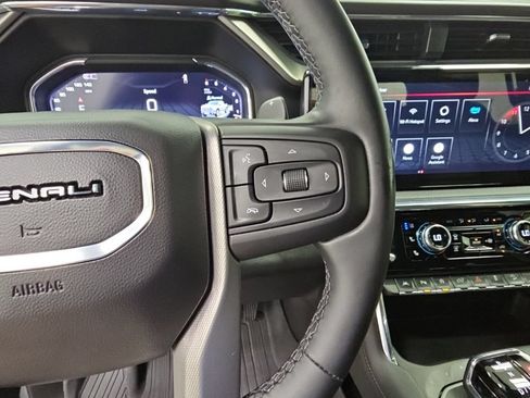 Certified 2024 GMC Sierra 1500 Denali AWD/4WD image 26