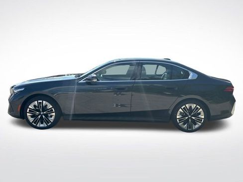 New 2026 BMW 530i xDrive AWD/4WD image 6