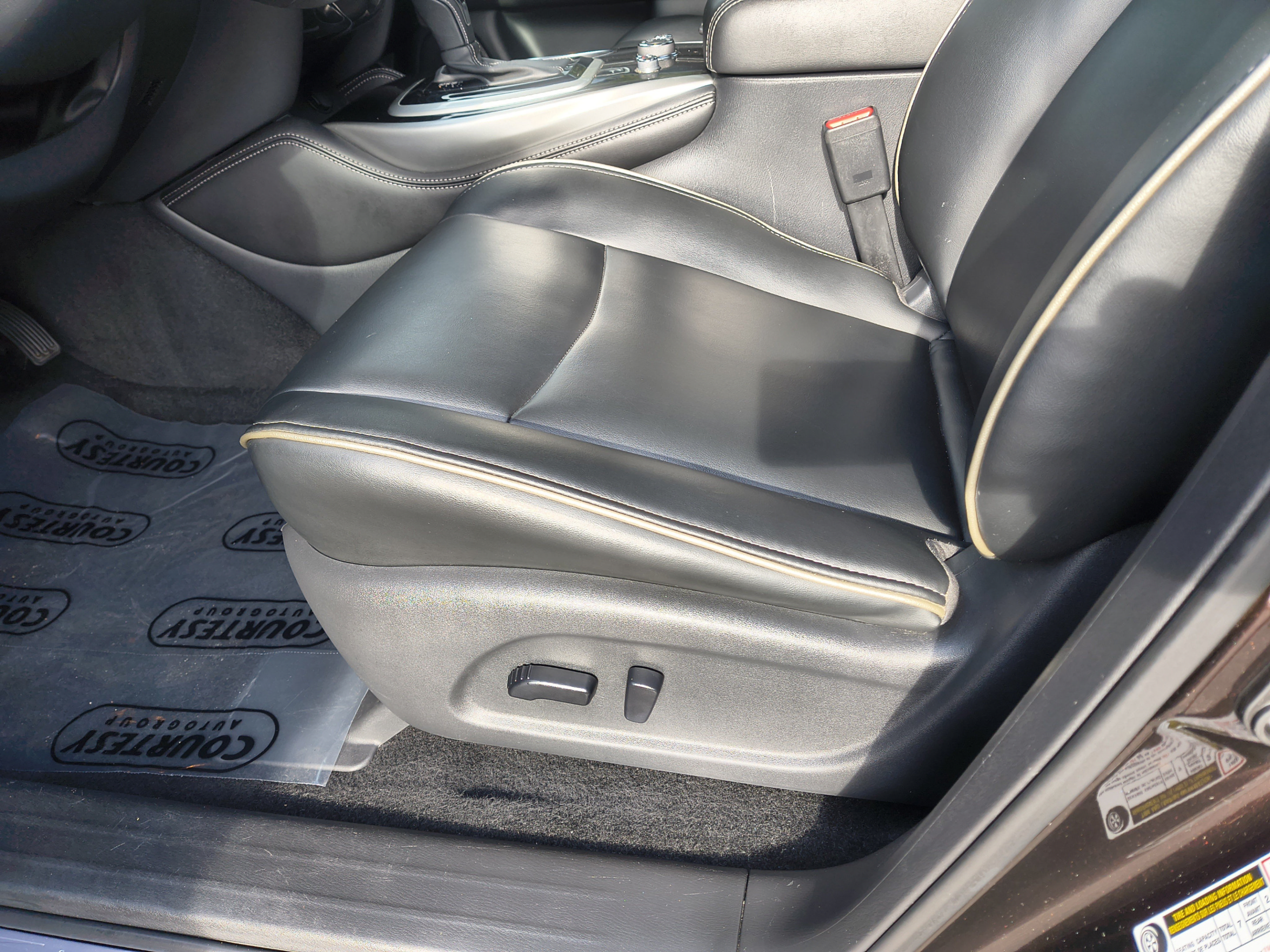 Used 2020 INFINITI QX60 Pure FWD image 25