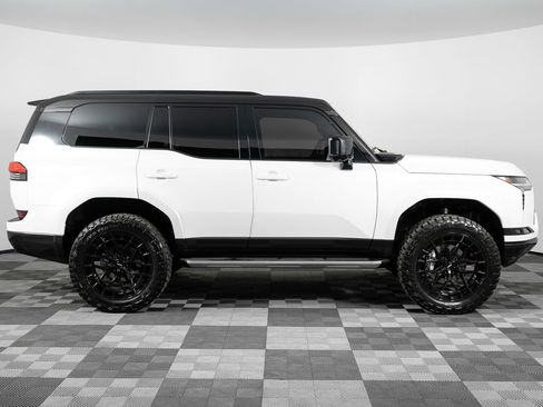 Used 2025 Lexus GX 550 image 9