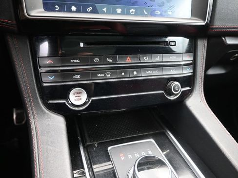 Used 2020 Jaguar F-PACE S image 16