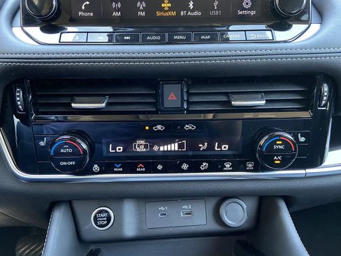Used 2023 Nissan Rogue SL w/ SL Premium Package AWD/4WD image 23