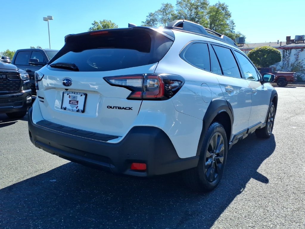 Certified 2024 Subaru Outback Onyx Edition AWD/4WD image 18