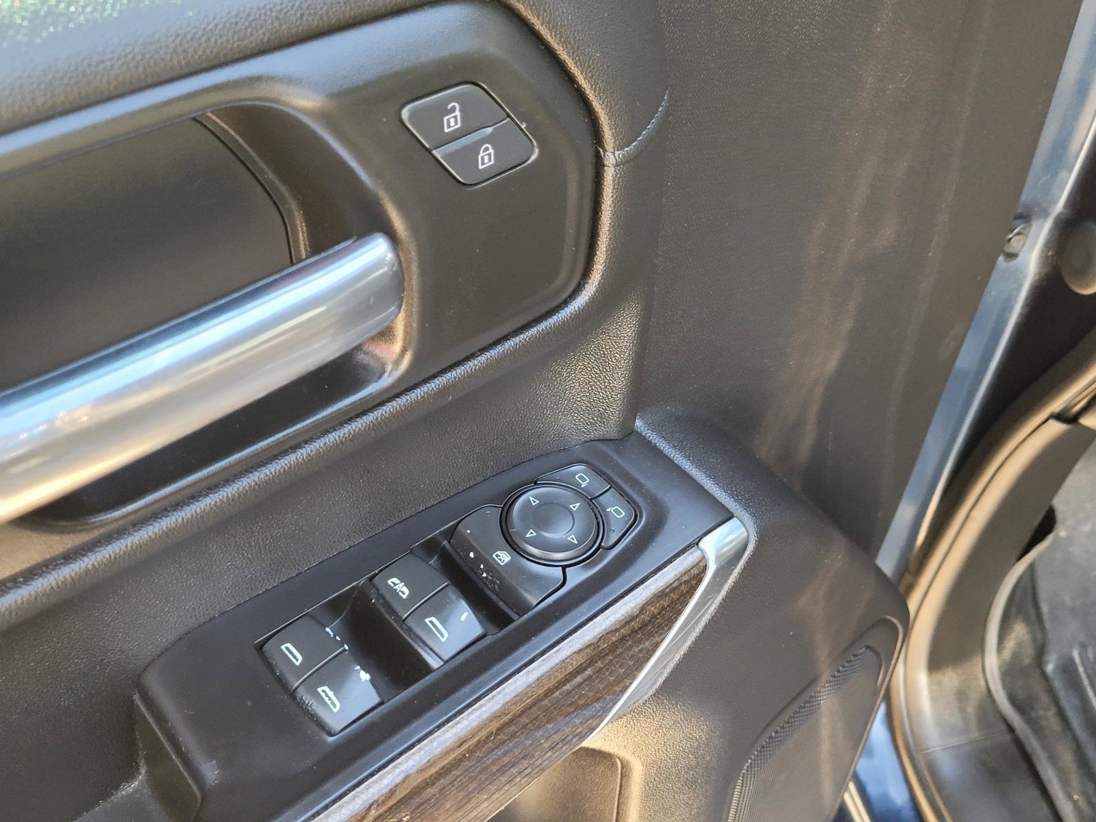 Used 2020 Chevrolet Silverado 1500 LT w/ Texas Edition AWD/4WD image 20