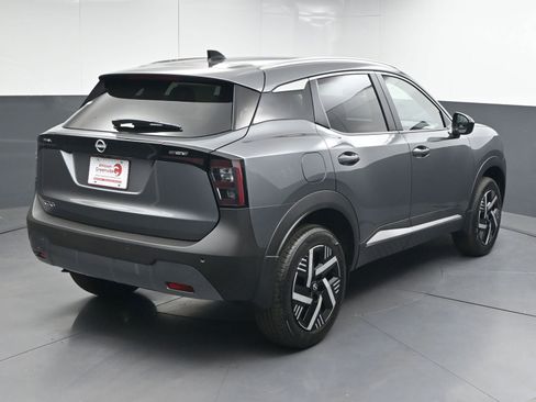 Used 2026 Nissan Kicks SV FWD image 7