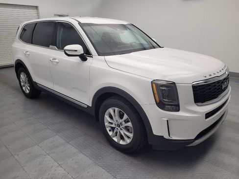 Used 2022 Kia Telluride LX AWD/4WD image 11