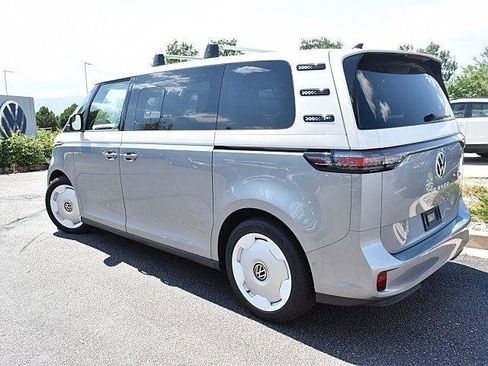 New 2025 Volkswagen ID. Buzz 1st Edition image 4