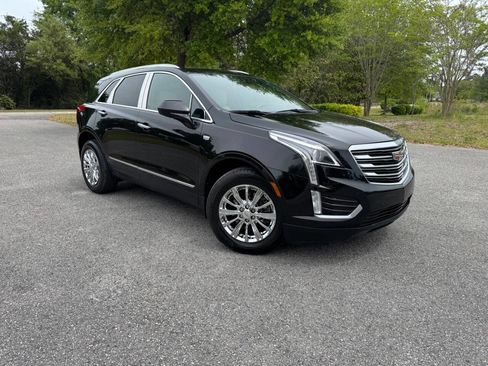 Used 2017 Cadillac XT5 Luxury w/ Driver Awareness Package image 8