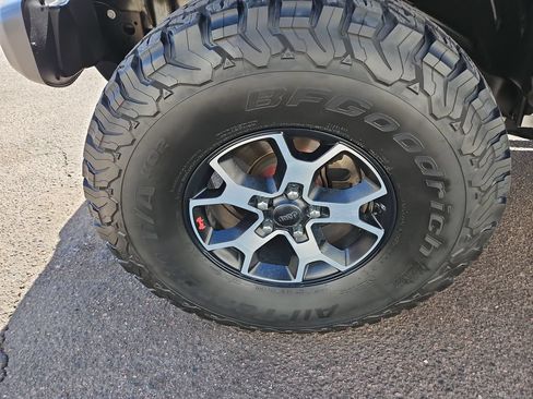 Used 2021 Jeep Wrangler Unlimited Rubicon w/ LED Lighting Group AWD/4WD image 27