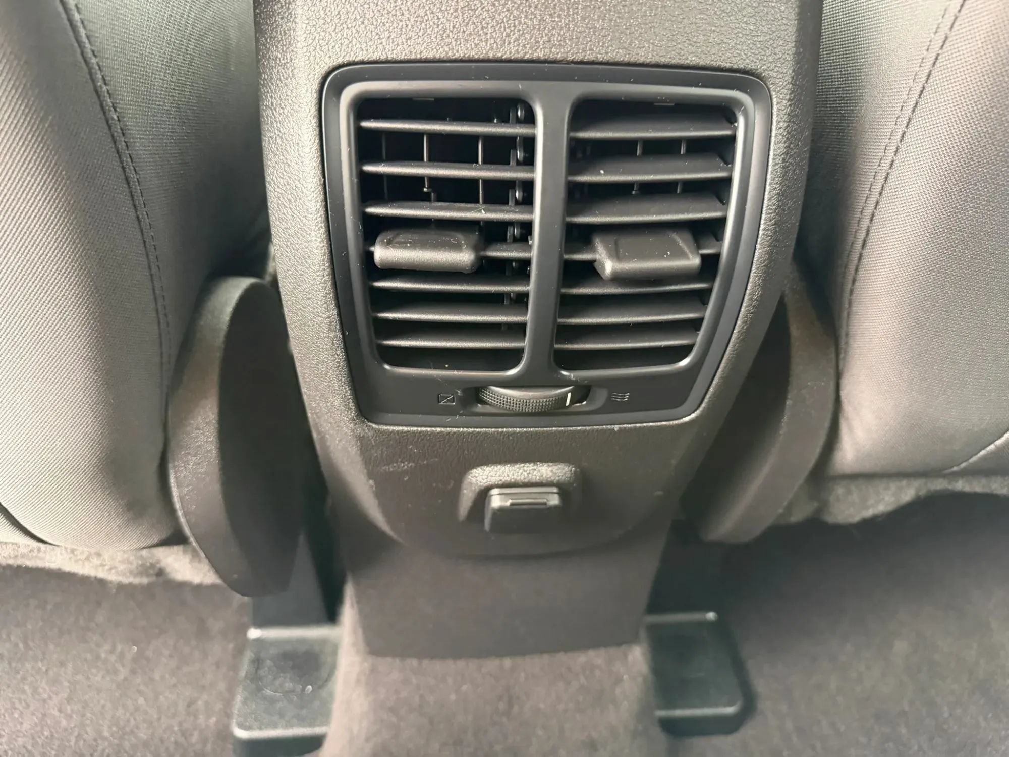 Used 2018 Ford Escape SE AWD/4WD image 31