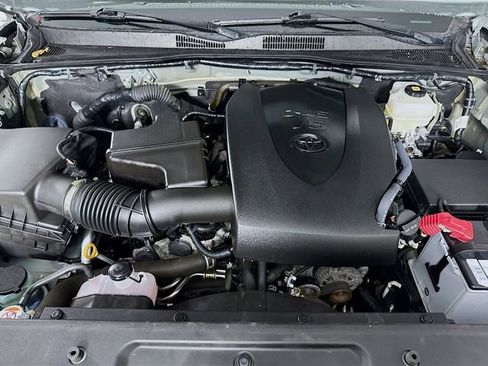 Used 2023 Toyota Tacoma SR image 28
