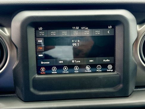 Used 2023 Jeep Wrangler Unlimited Sport AWD/4WD image 16