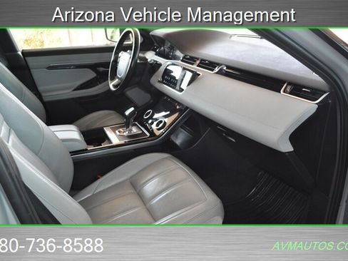 Used 2020 Land Rover Range Rover Evoque SE AWD/4WD image 25